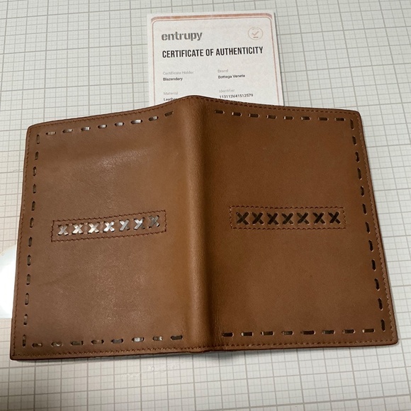 Bottega Veneta bifold wallet - Picture 2 of 5